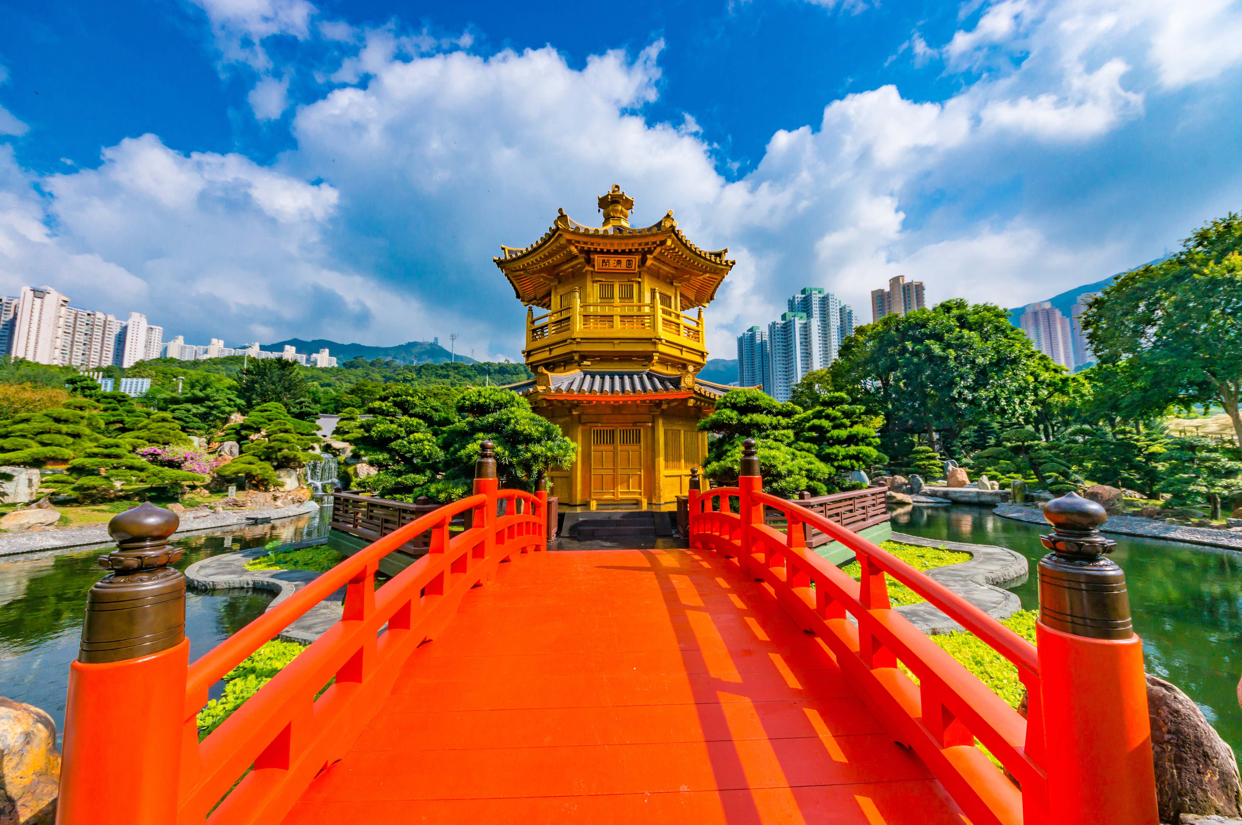 Book cruises to China Online And Save