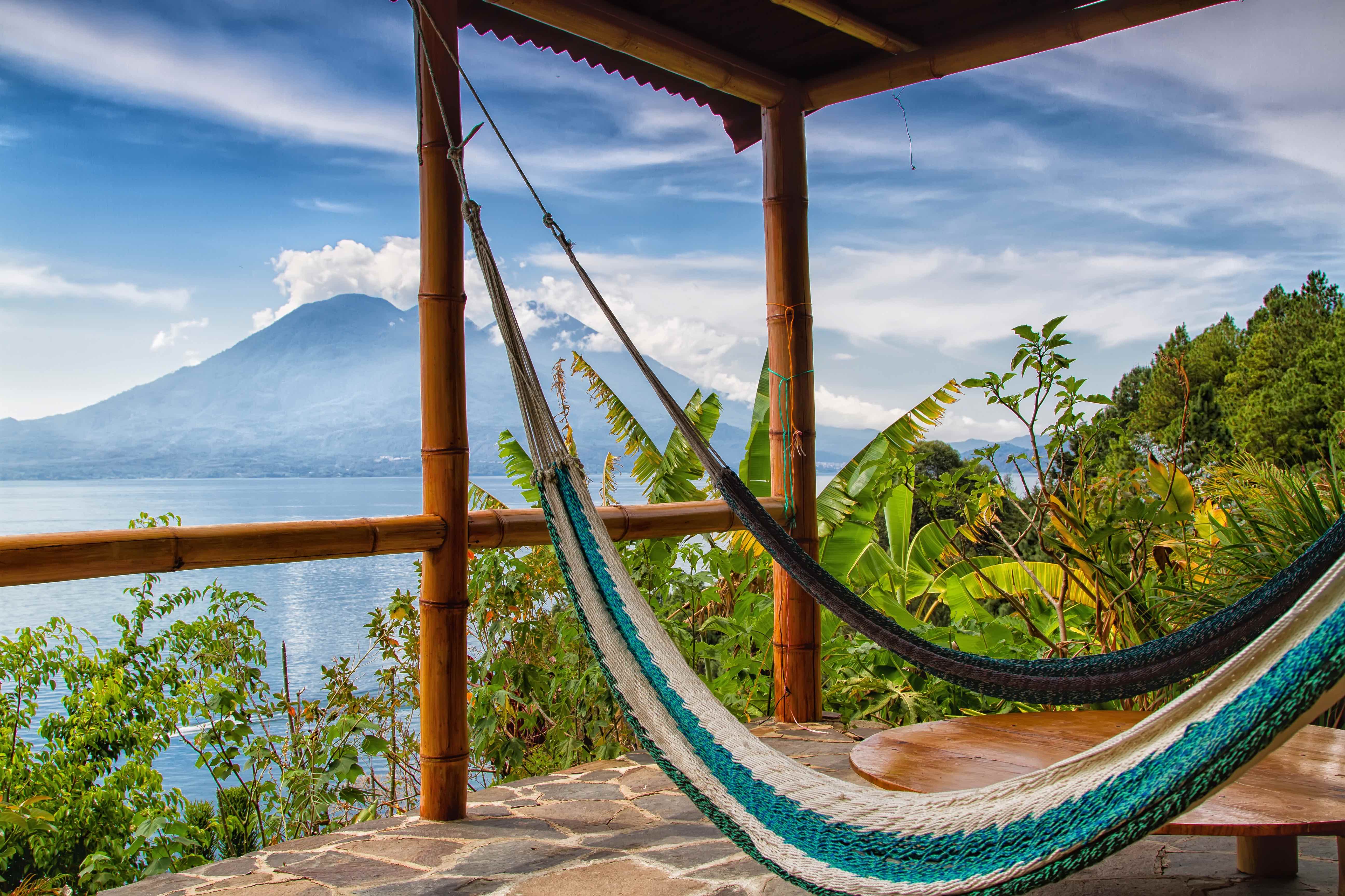 Book cruises to Central America Online And Save