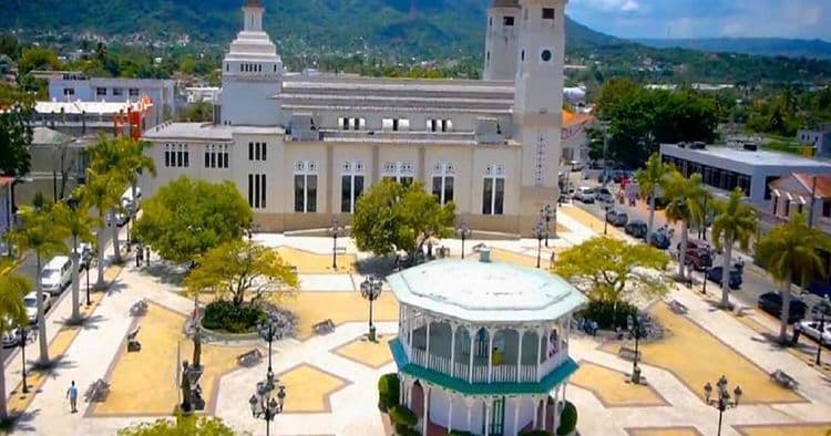 Tour A Pie De Puerta Plata Con Almuerzo