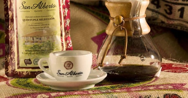 Bautismo de café con un toque de oro
