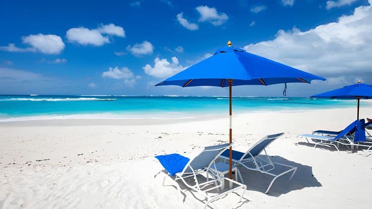 Receso en la playa de Carlilsle Bay