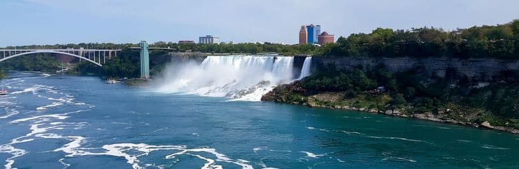Cataratas de Montmorency y la isla de Orleans