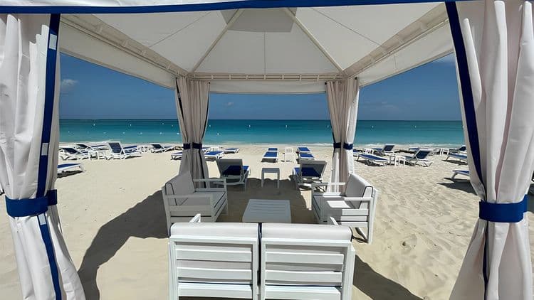 Exclusive Paradise Beach Cabana