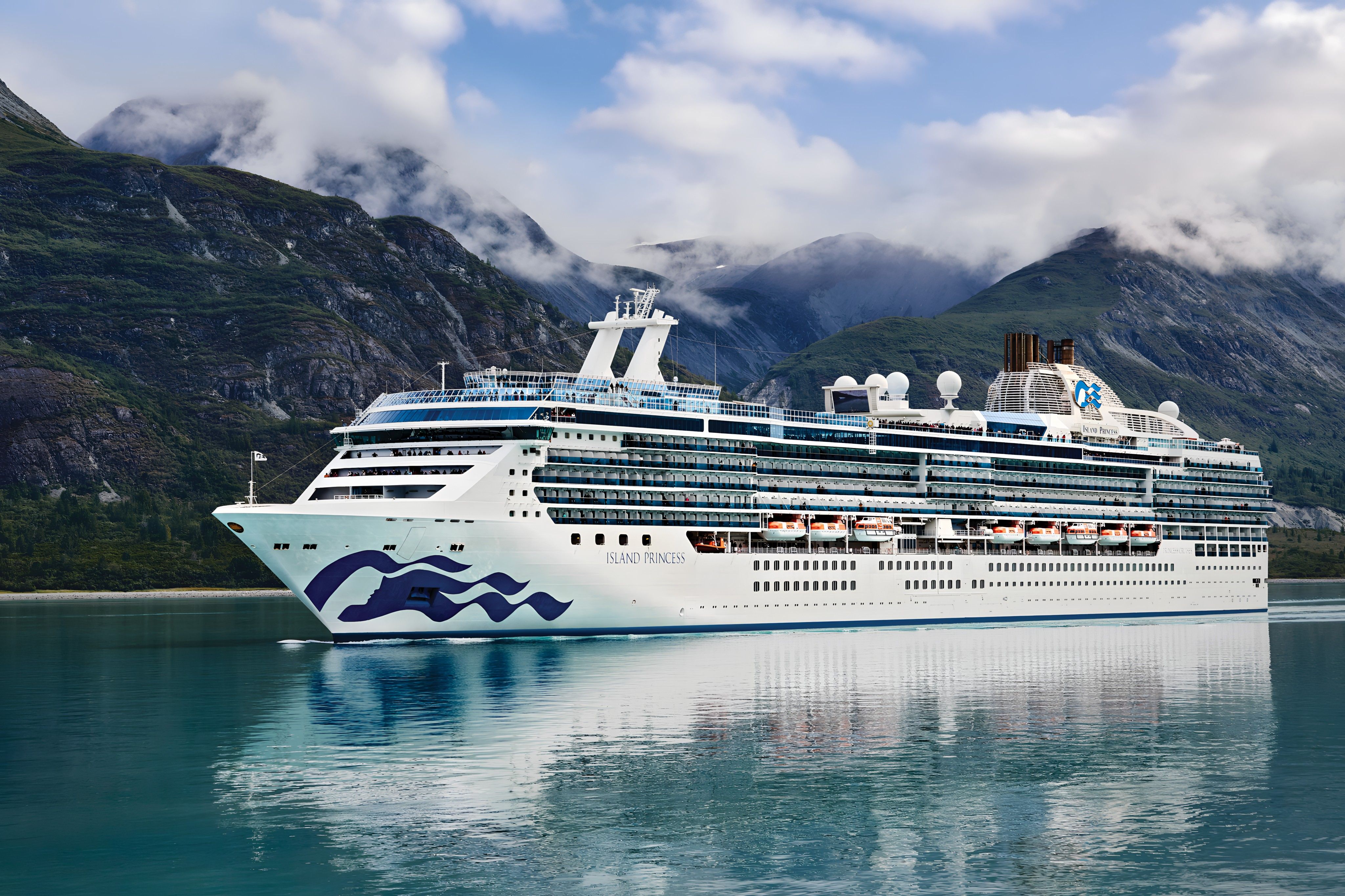Island Princess cruise ship