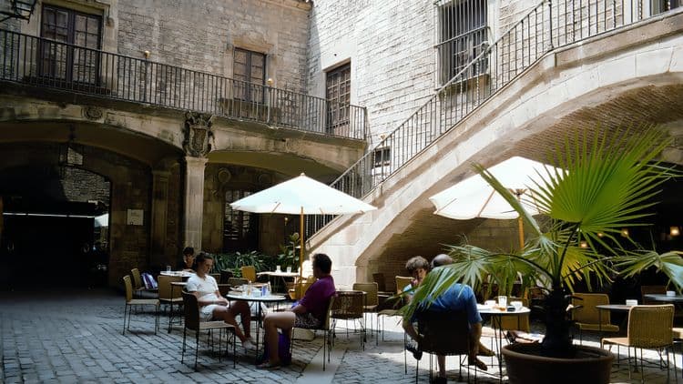 Artístico, Ecléctico, Histórico
