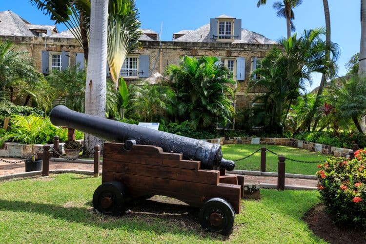 Nelson's Dockyard, Shirley Heights & Beach