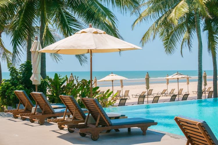 Dual Day: City and Beach Experience