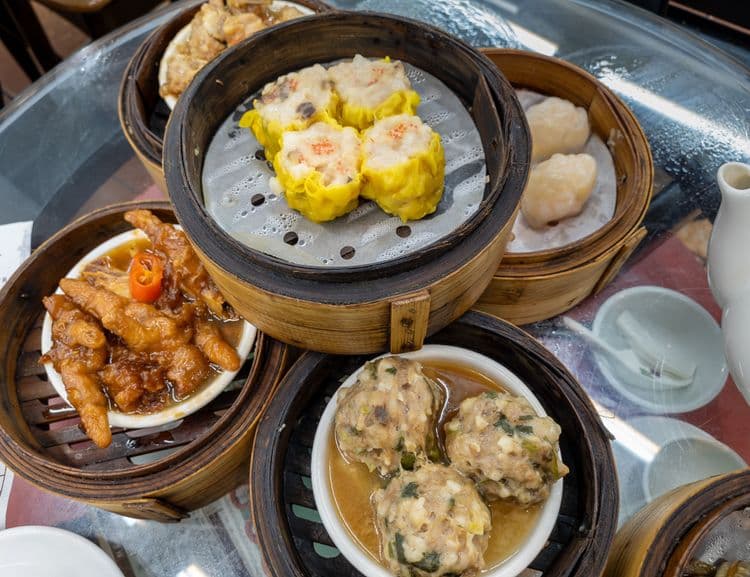 Experiencia culinaria cantonesa en un restaurante con una estrella Michelin