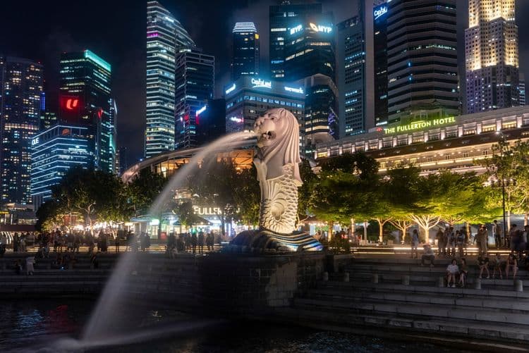 Mesmerizing Singapore By Night