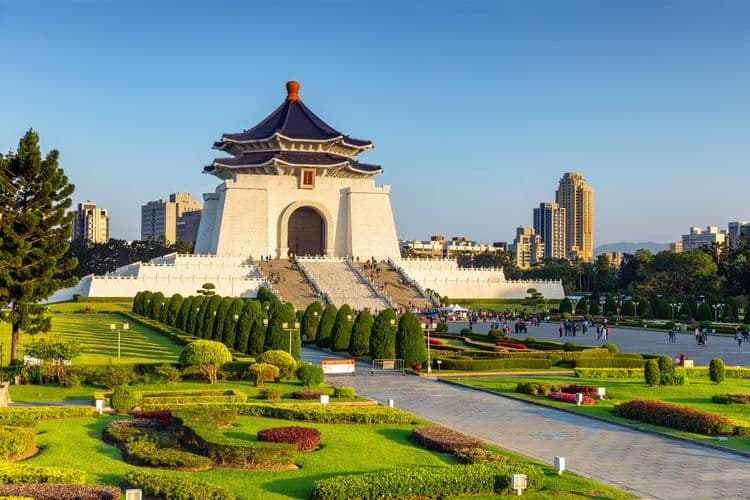 Wheelchair Accessible: Taipei Highlights