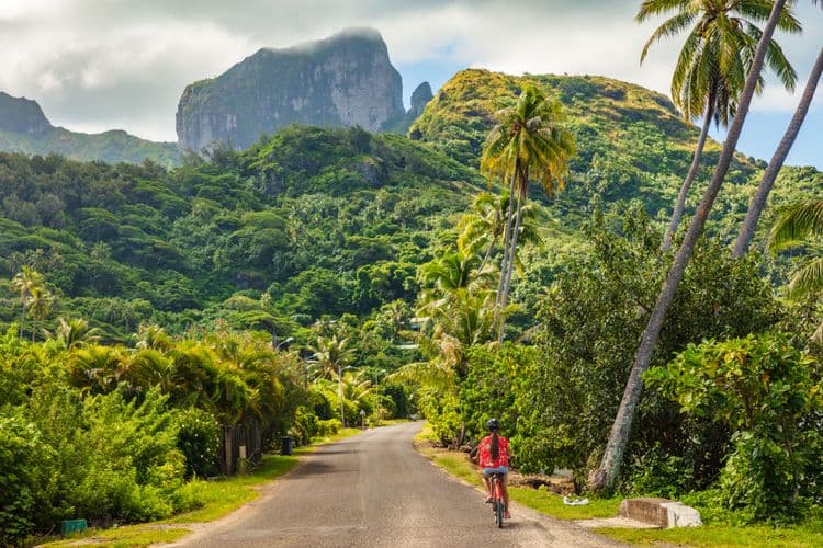 E-Bike the FAAROA Valley