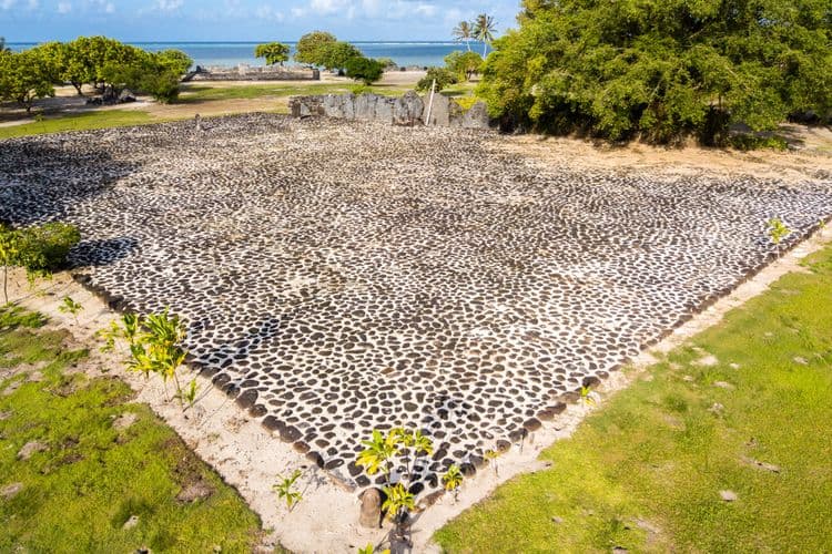 Marae Taputaputatea by 'Le Truck'