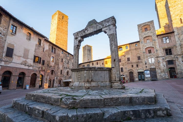 Volterra and San Gimignano