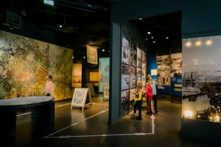 Belfast Treasures & Titanic Experience