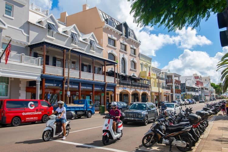 West End Bermuda: Scenic Coastline and Historic Landmarks