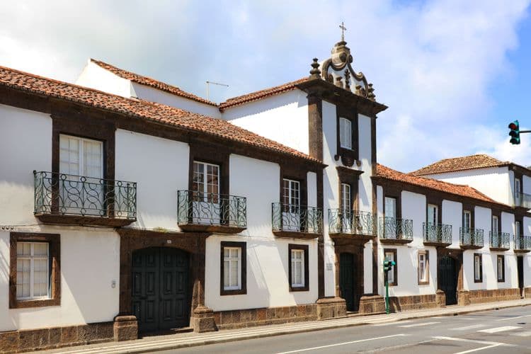 Ponta Delgada's Delicacies: Gourmet City Tou Food