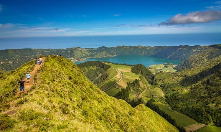 Sete Cidades Crater Hike & Vista do Rei