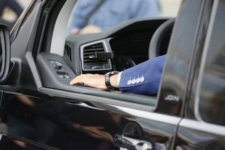 Exploraciones Independientes: Camioneta Privada con Guía - Día Completo